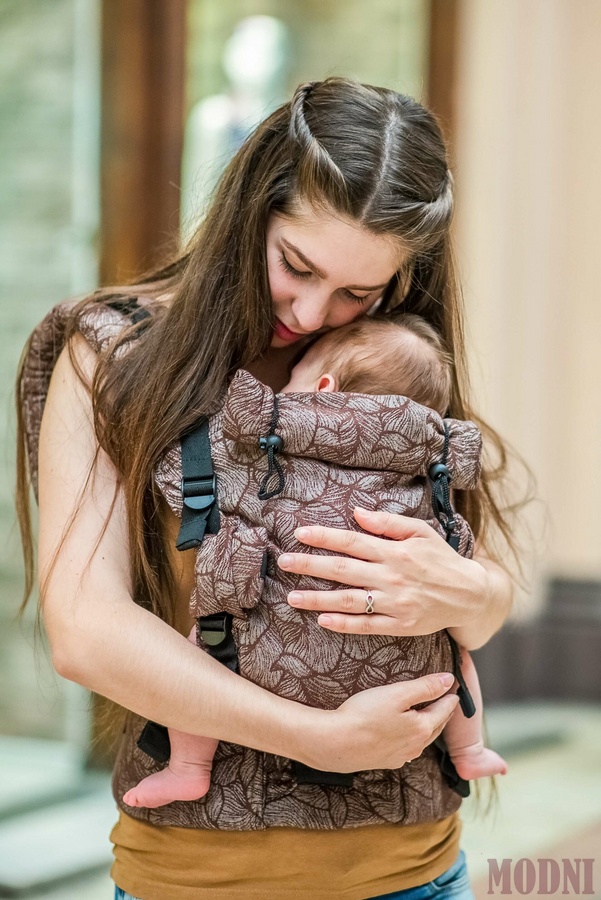 Слінг рюкзак для новонароджених Adapt шоколадний Leaf (0-48 міс) 1019 фото