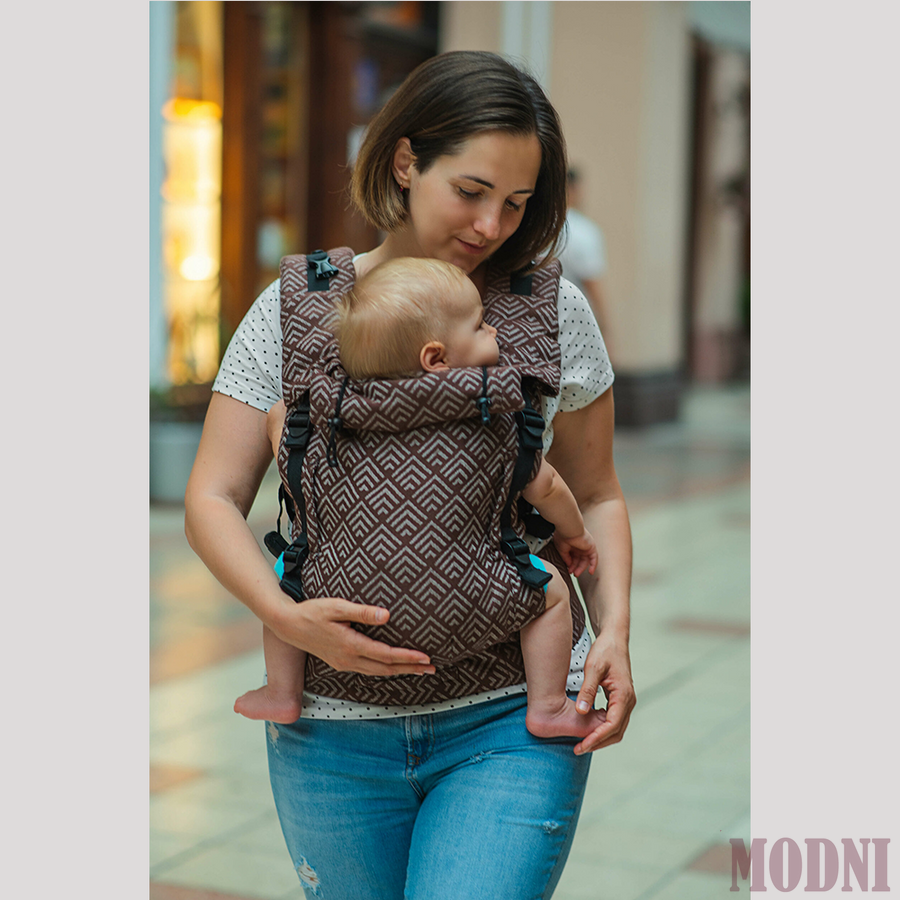 Эрго рюкзак Adapt шоколадный Geometry (0-48 мес) для новорожденных 1017 фото